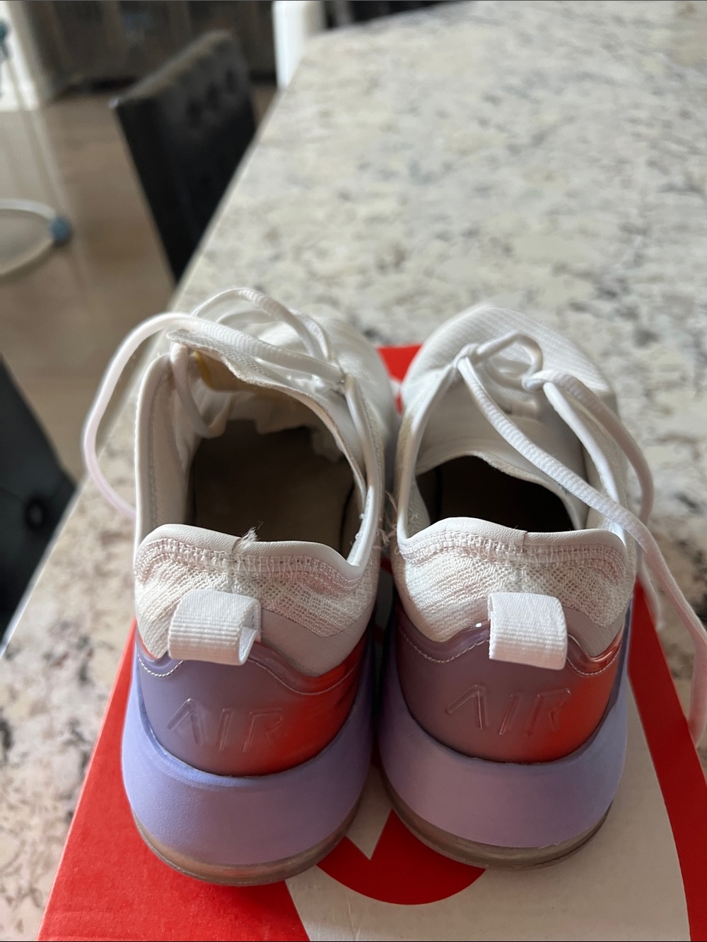 Nike women White and Lavender Gradient Sneakers